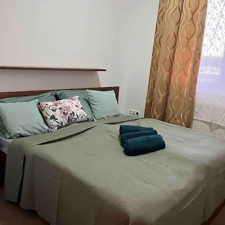 Lägenhet Kludny Apartman *