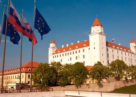 Lägenhet Kludny Apartman Bratislava